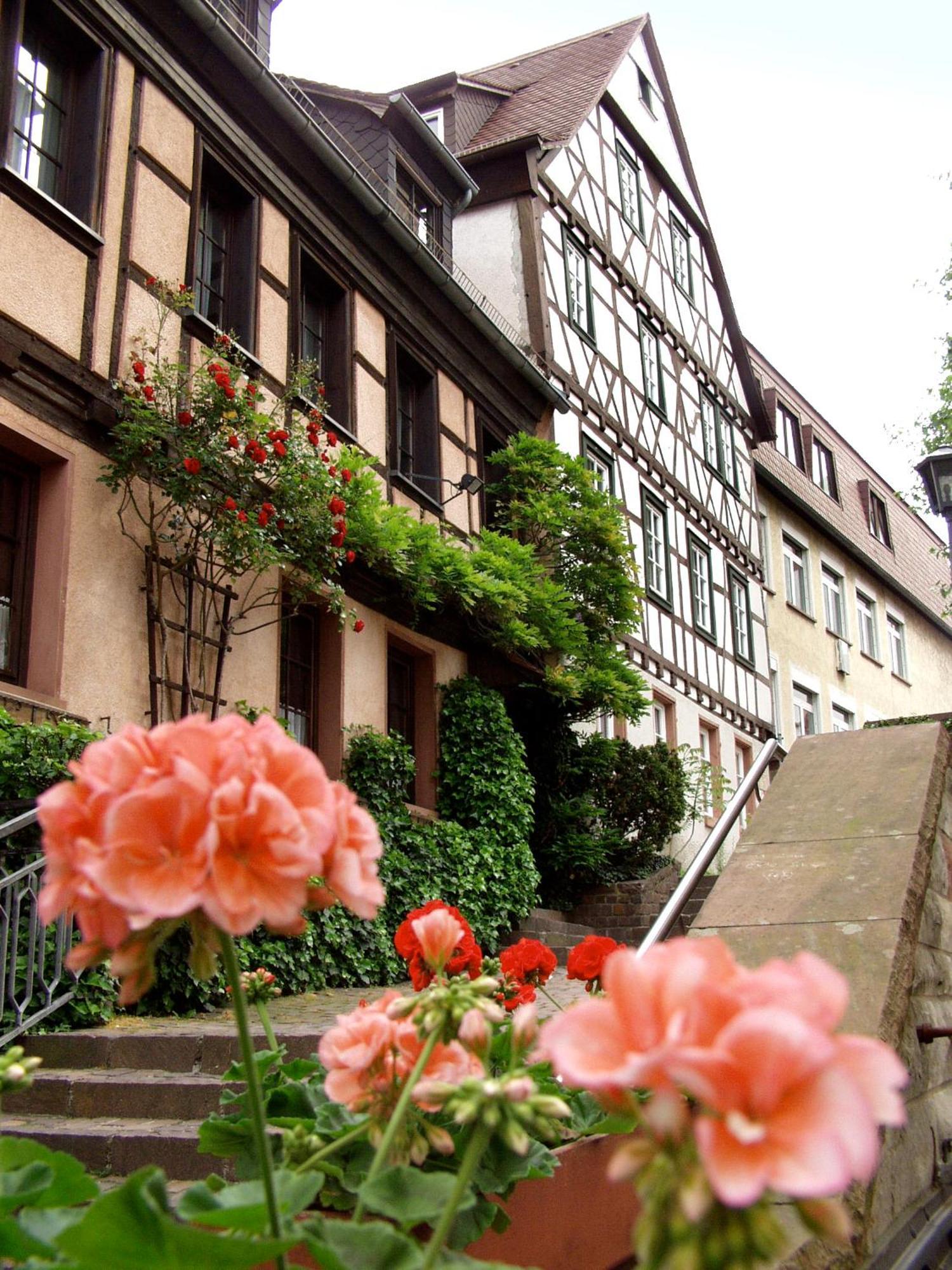 Hotel Bacchus Bensheim Bagian luar foto