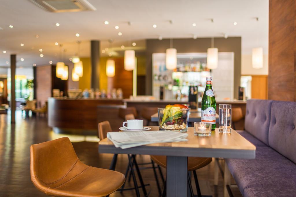 Hotel Bacchus Bensheim Bagian luar foto